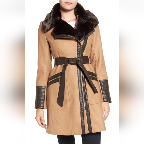 Via Spiga Jackets & Blazers - Y2K Vintage Via Spiga Camel Wool Leather Coat Faux Fur Collar Belted Women’s S12